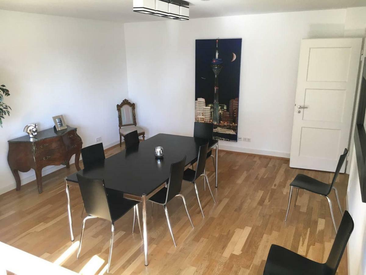 Luxury Rooftop Loft With River View 10Min To City Apartment Dusseldorf Luaran gambar